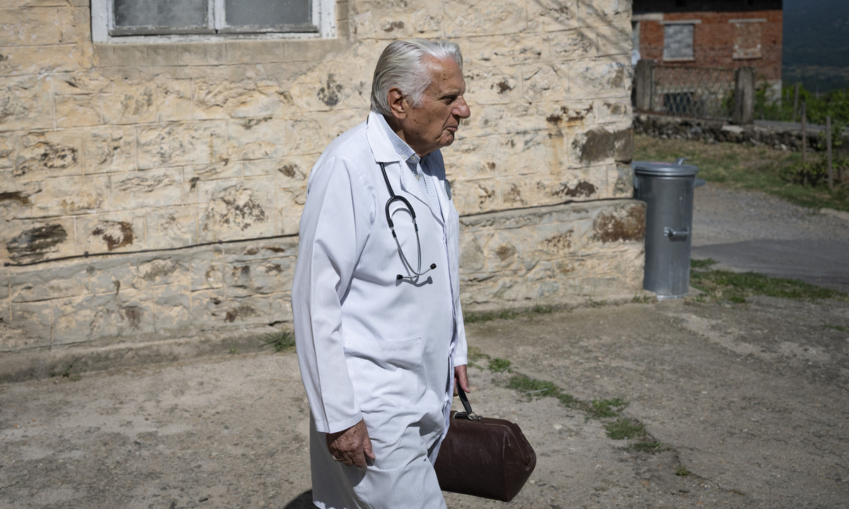 Vietnam's Doctor Shortage and Aging Workforce: A 90-Year-Old Doctor's Struggle