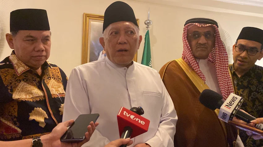 サウジ大使、PBNU新議長に成功祈願