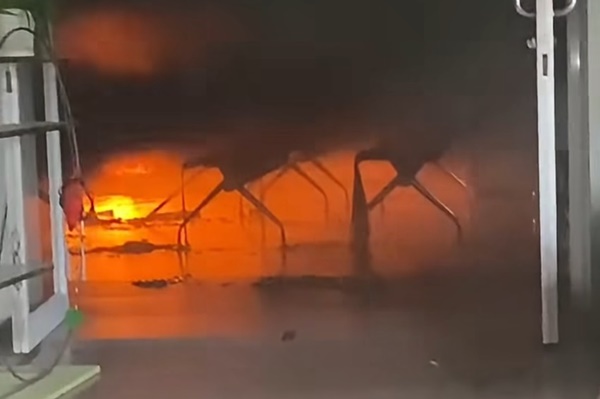 Fire at Ban Phaeo Hospital in Samut Sakhon, Patients Evacuated