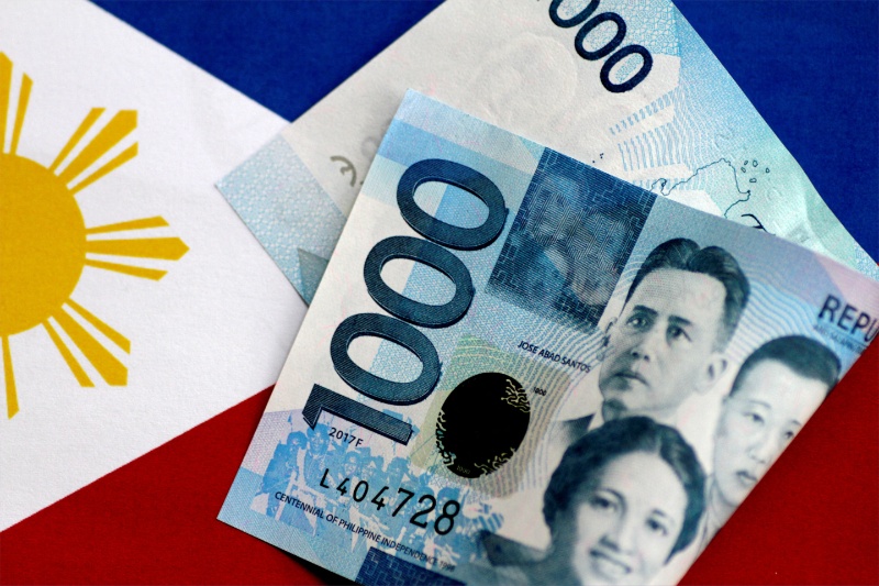Philippine Peso Leads Asian FX Higher