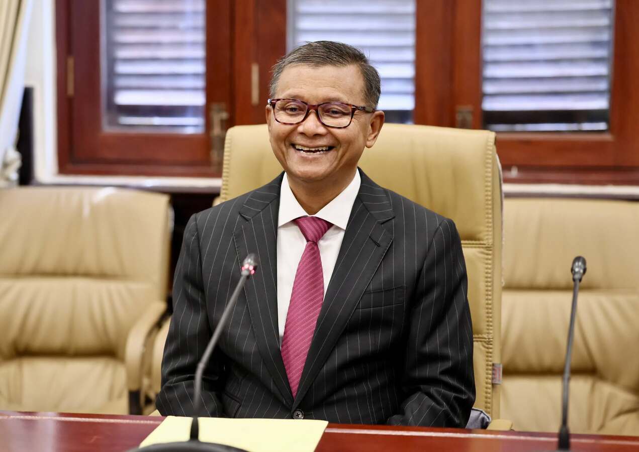 カンボジアとラオスの教育協力強化、大臣と大使が会談