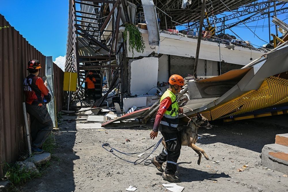Marcos Pledges P100 Million for Quake-Hit General Santos City Hall