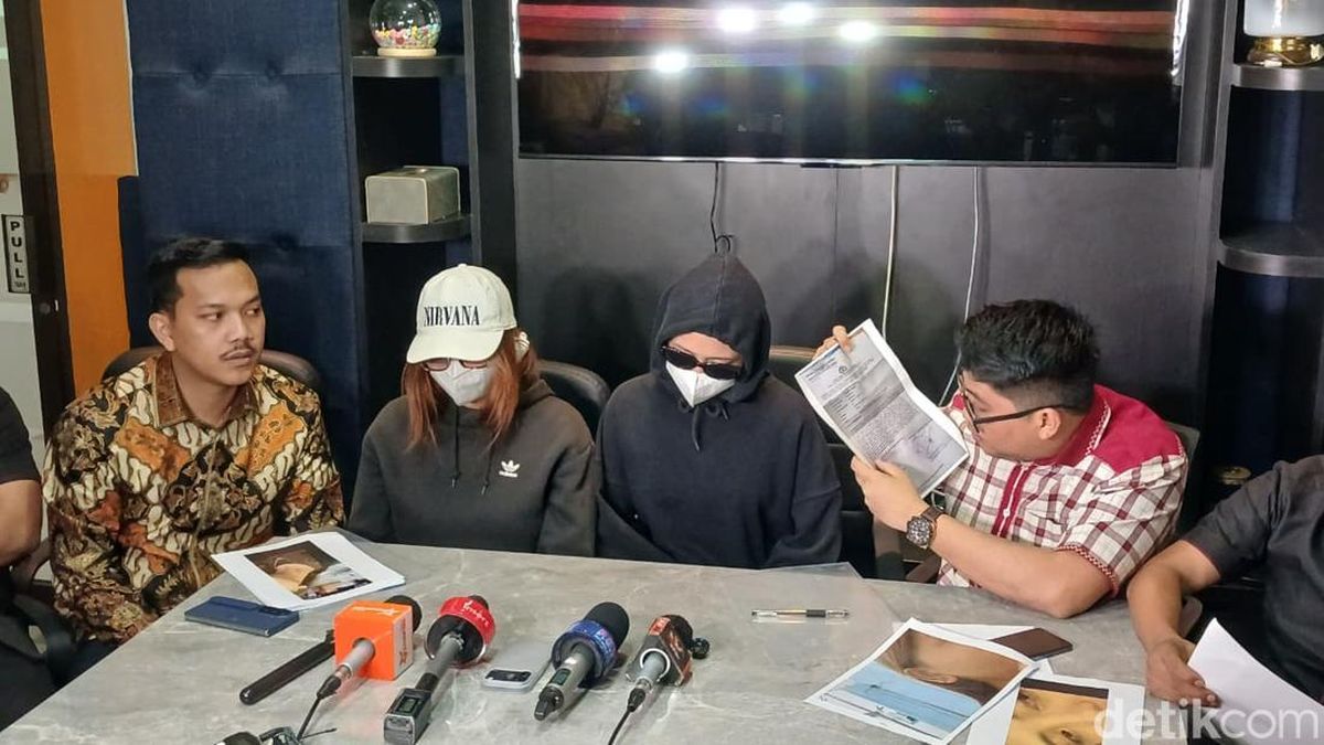 Singer Betrand Peto Accused of Sexual Assault