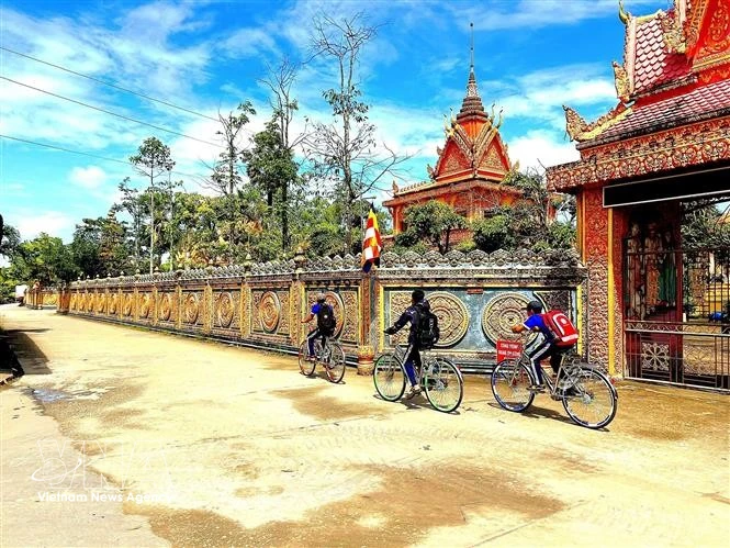 Vietnam accelerates implementation of ethnic affairs strategy through 2030