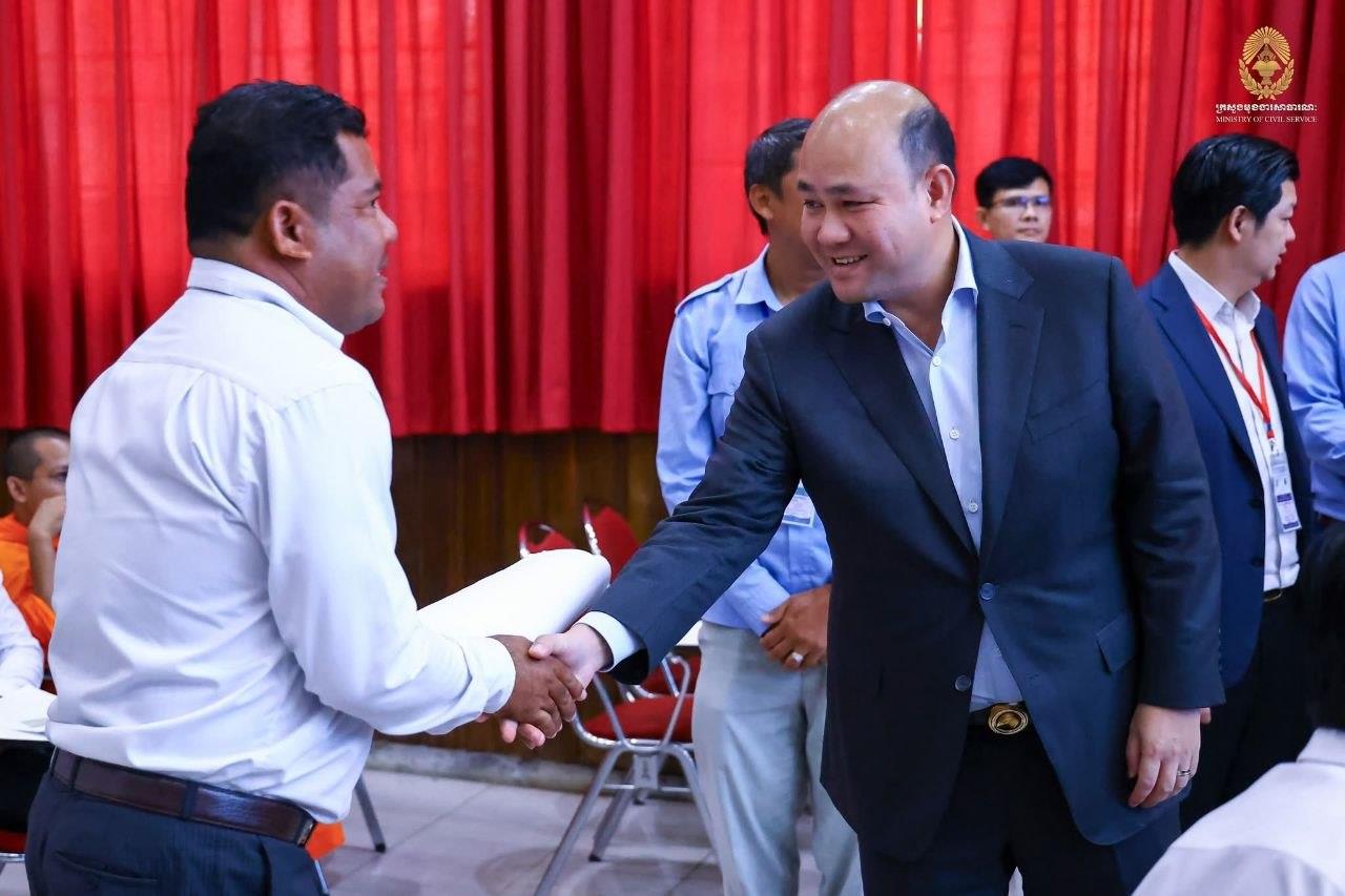 Cambodia: Deputy PM Oversees Transparent Teacher Placement Process