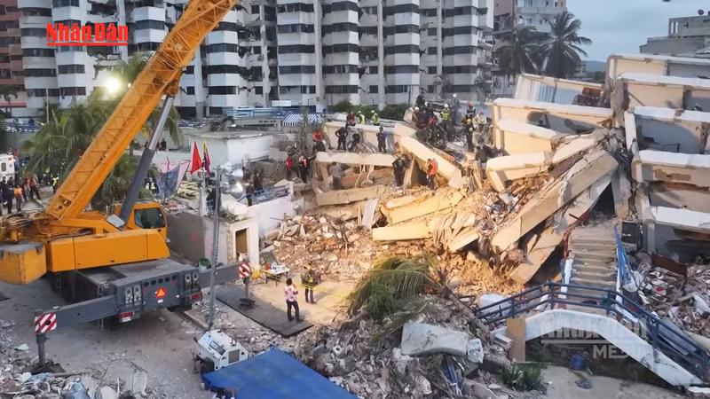 ベトナム軍、ベネズエラ地震遺体54体を発見・収容