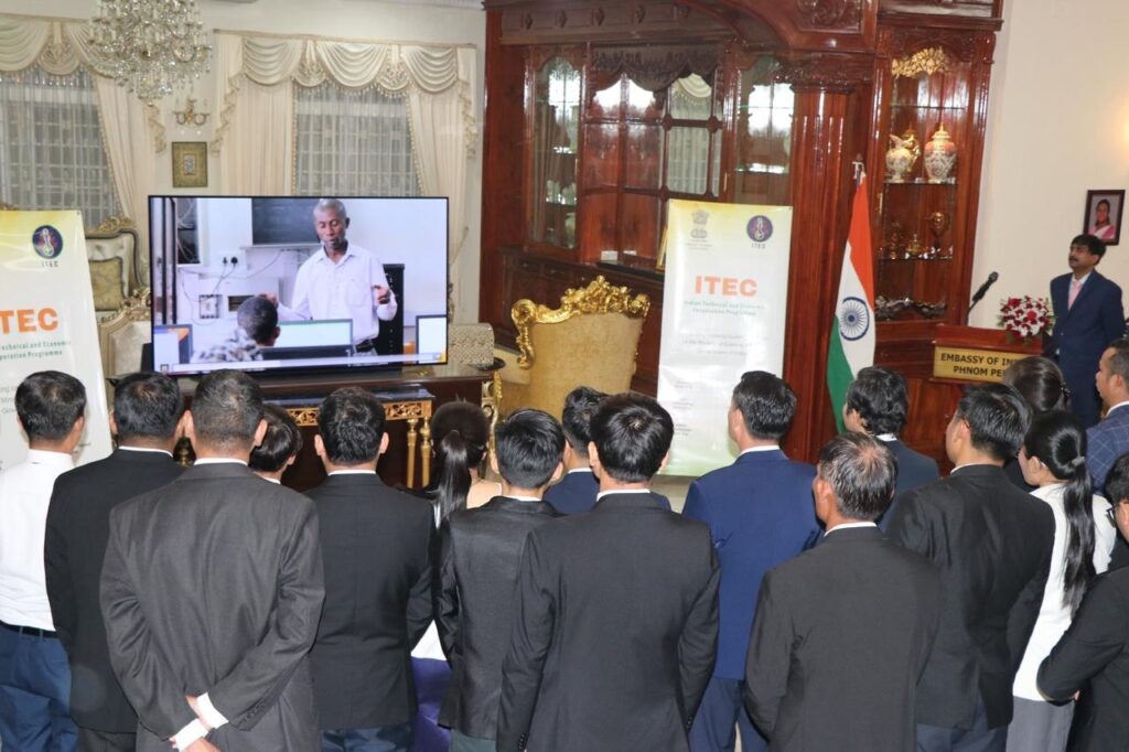 30 Cambodian Officials and Teachers to Attend AI Training in India for STEM Education Enhancement