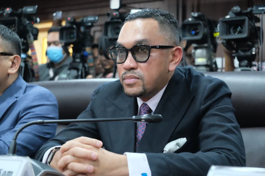 Indonesia: 41 Individuals Implicated in Corruption Probe, Concerns of Witness Tampering Emerge