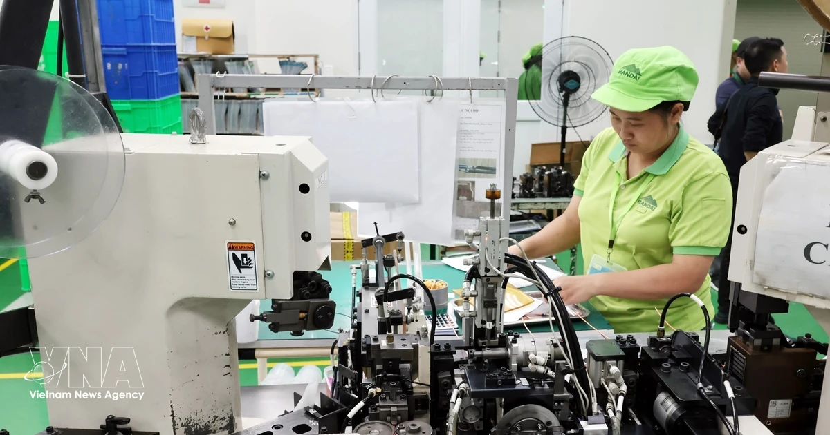 Vietnam Pivots to Innovation-Driven Growth Amidst Economic Upgrades