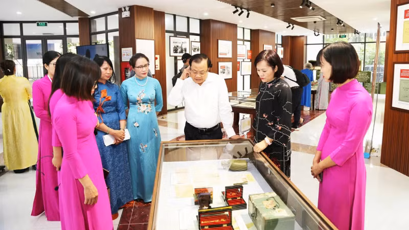 Vietnam Focuses on Honoring Fallen Soldiers and Supporting Families: Connecting Past Legacies to the Future