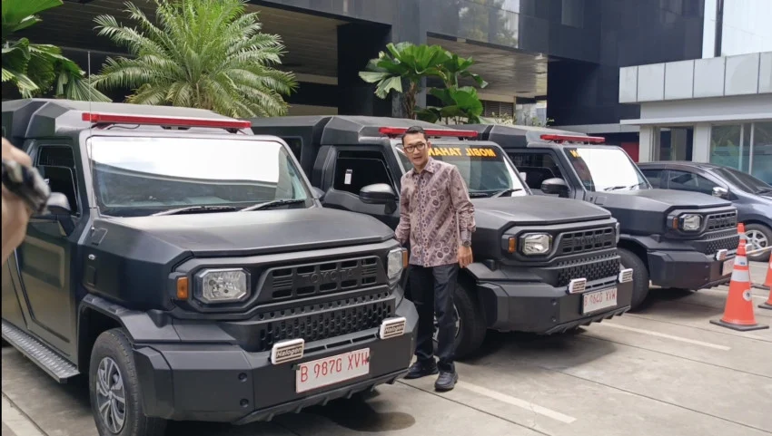 KPK Acquires New Prisoner Transport Vehicle: Enhanced Surveillance