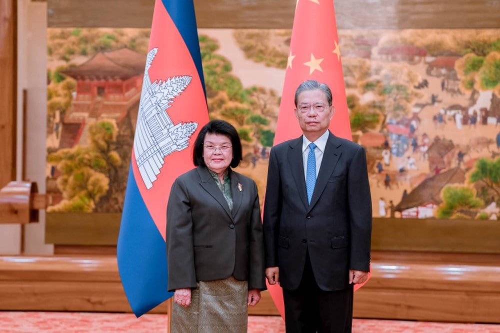 カンボジア下院議長、中国建国77周年を祝賀