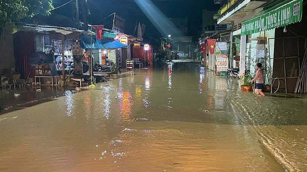 台風後も続く北部の雷雨、ベトナム各地の気象予報