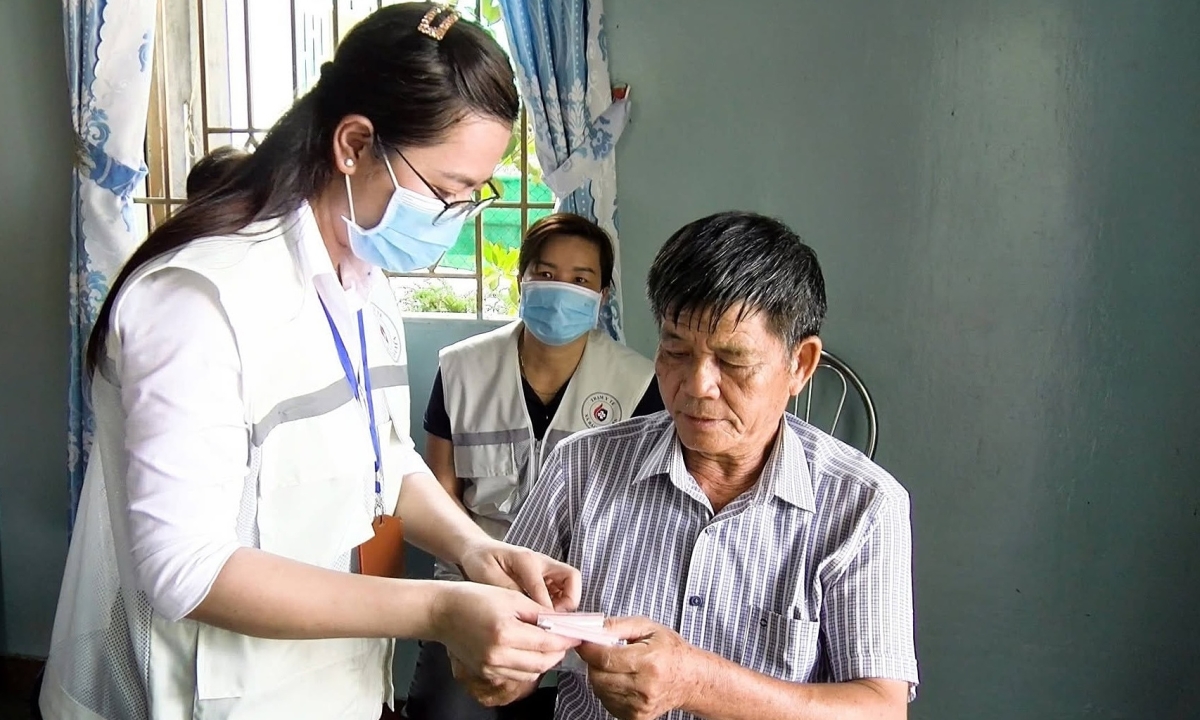 Ho Chi Minh City Enhances Home-Based Healthcare for Elderly and Chronically Ill