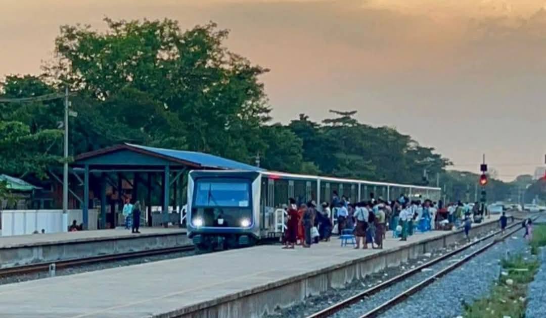 ORTPシステムでオンライン購入した乗車券での手荷物無料運搬量、ミャンマー鉄道が発表
