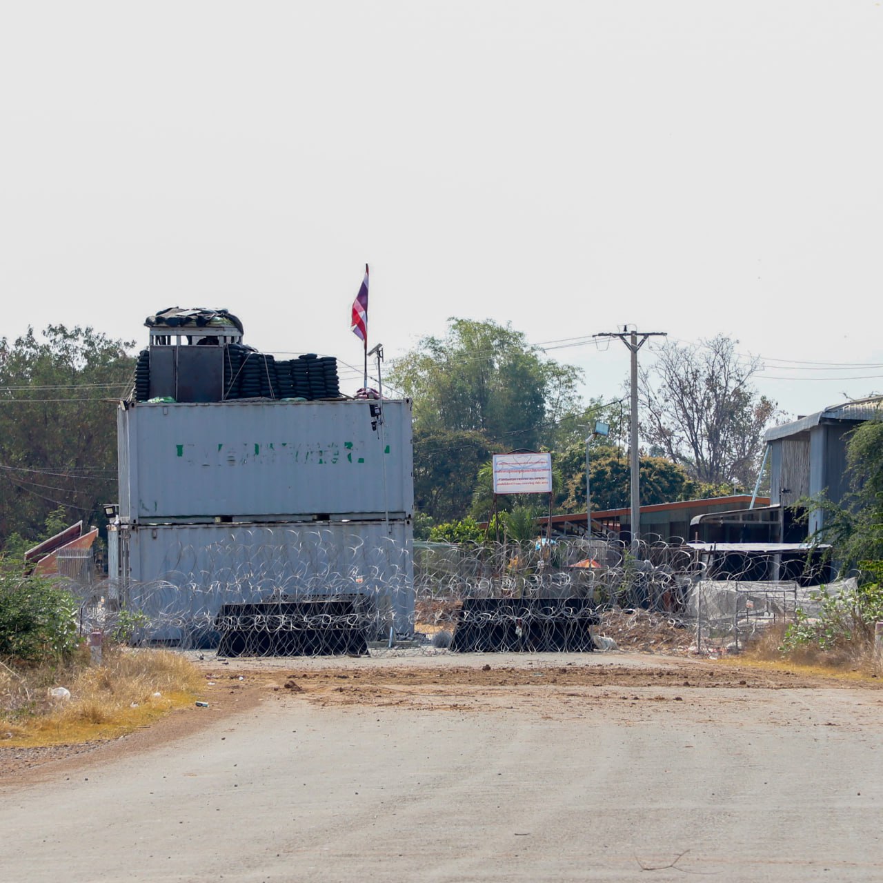 タイ国境緊張、数万人が帰還できず 公共サービスも混乱続く