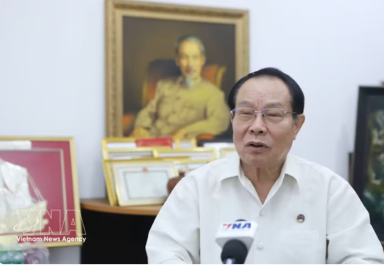 Vietnam PM's Laos Visit Strengthens Economic Cooperation