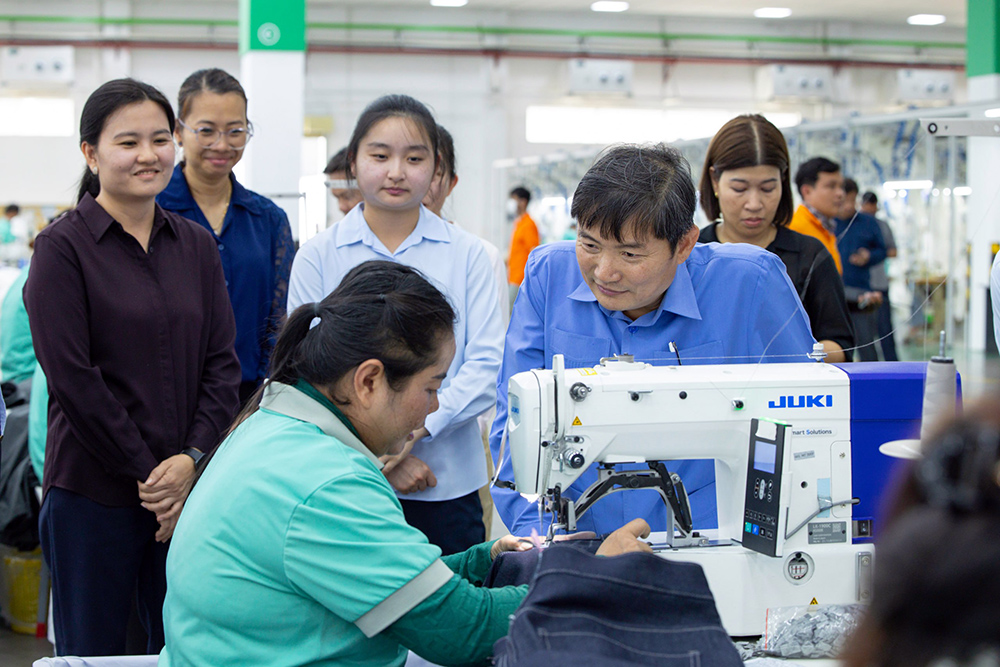 Cambodian Minister of Labour Visits Apparel Factory, Emphasizes Worker-Employer Dialogue