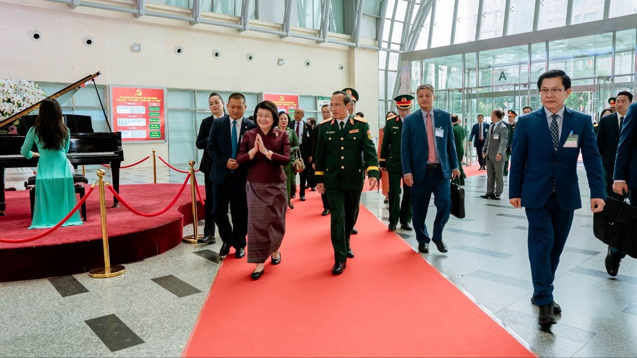 Cambodian National Assembly President Visits Vietnam to Boost Healthcare Cooperation