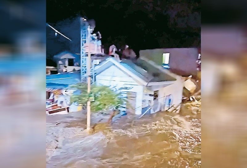 Davao City Flooded by Heavy Rains; 300 Rescued