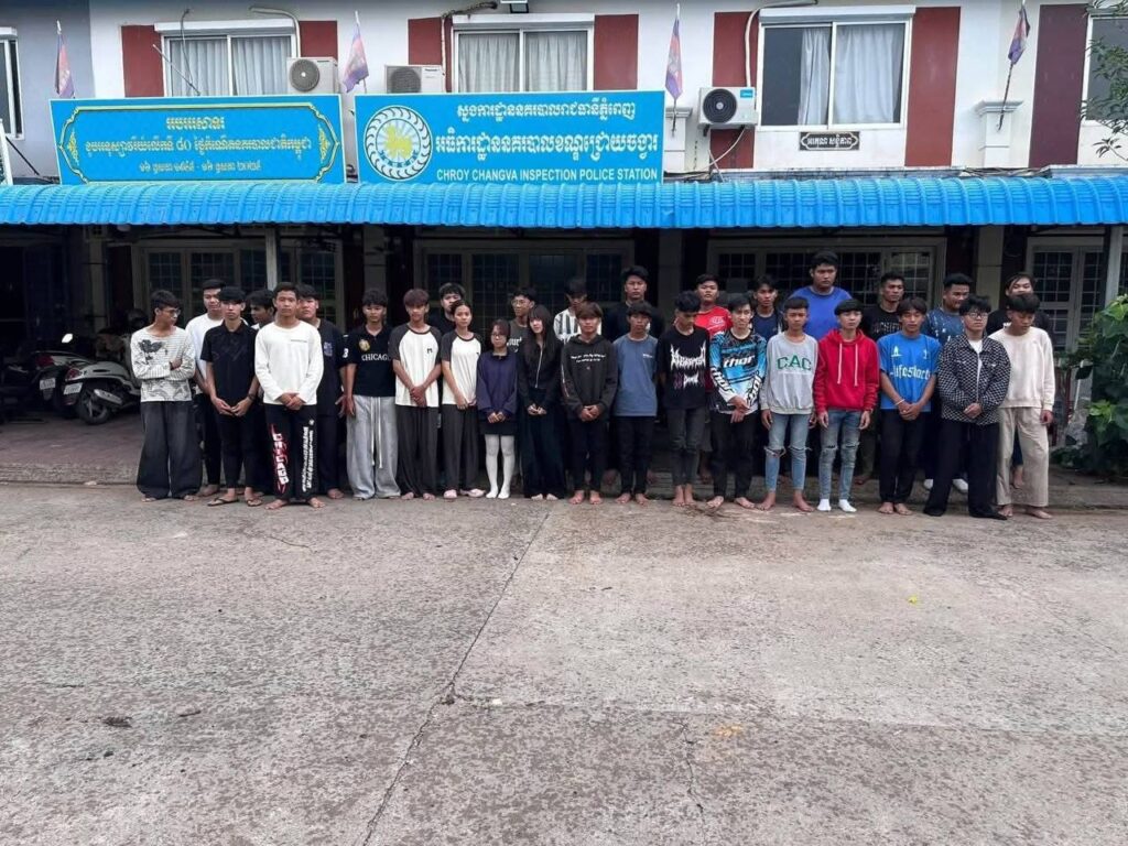 30 Youths Arrested in Phnom Penh Suburb for Reckless Motorcycling and Illegal Modifications