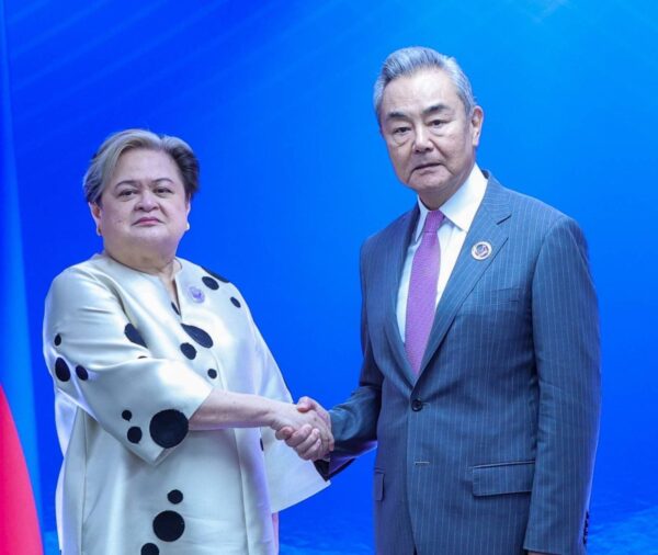 Philippine, Chinese Foreign Ministers Exchange Protests Over South China Sea Clash