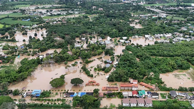 Pak Chong, Thailand: Over 2,600 Homes Submerged by Khao Yai Flash Floods