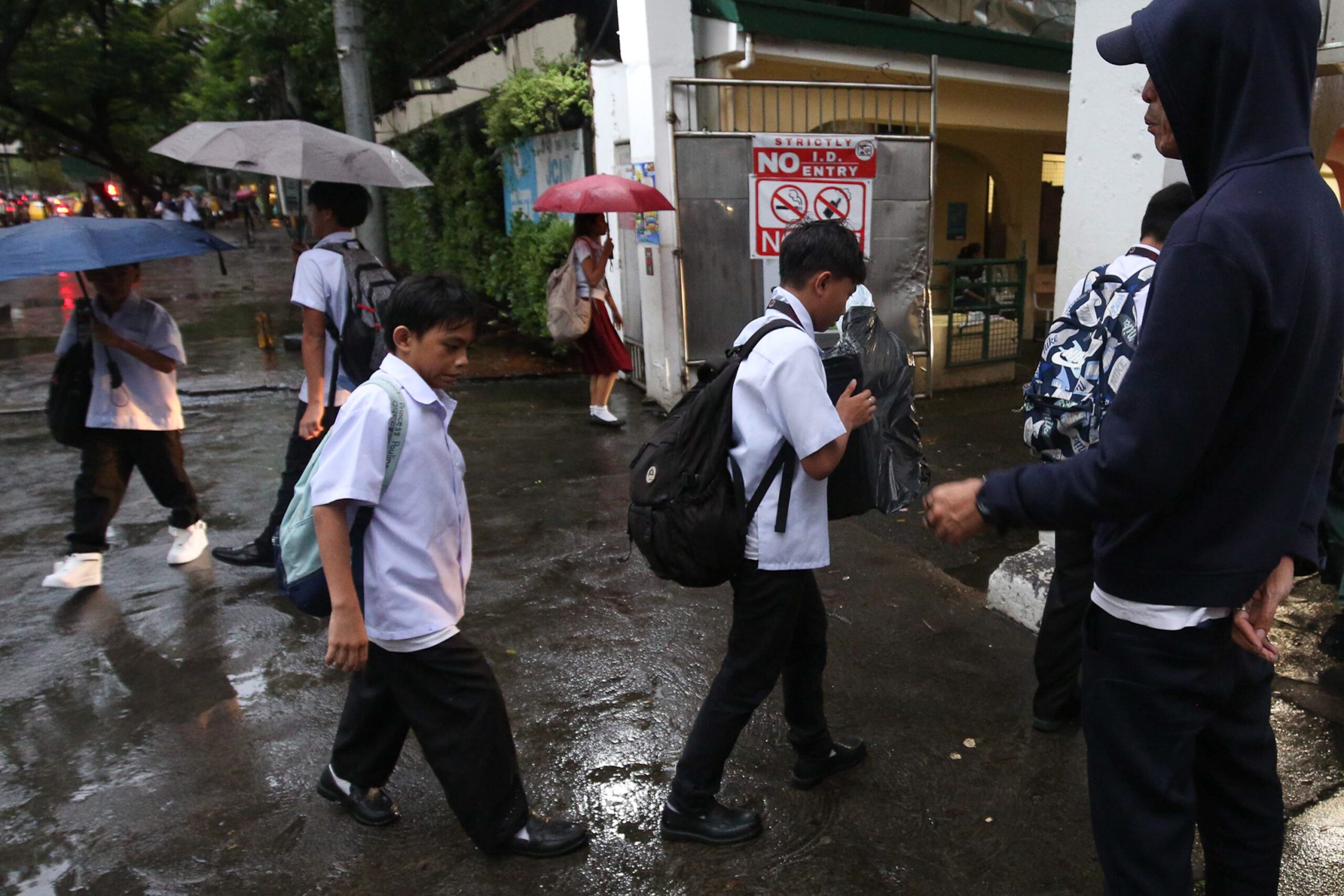 Senate Approves School Safety Bill After Fatal Shootings