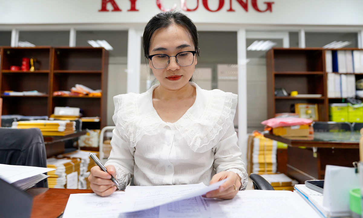 Vietnam Government Approves Base Salary Increase to 2.53 Million VND Effective July 1