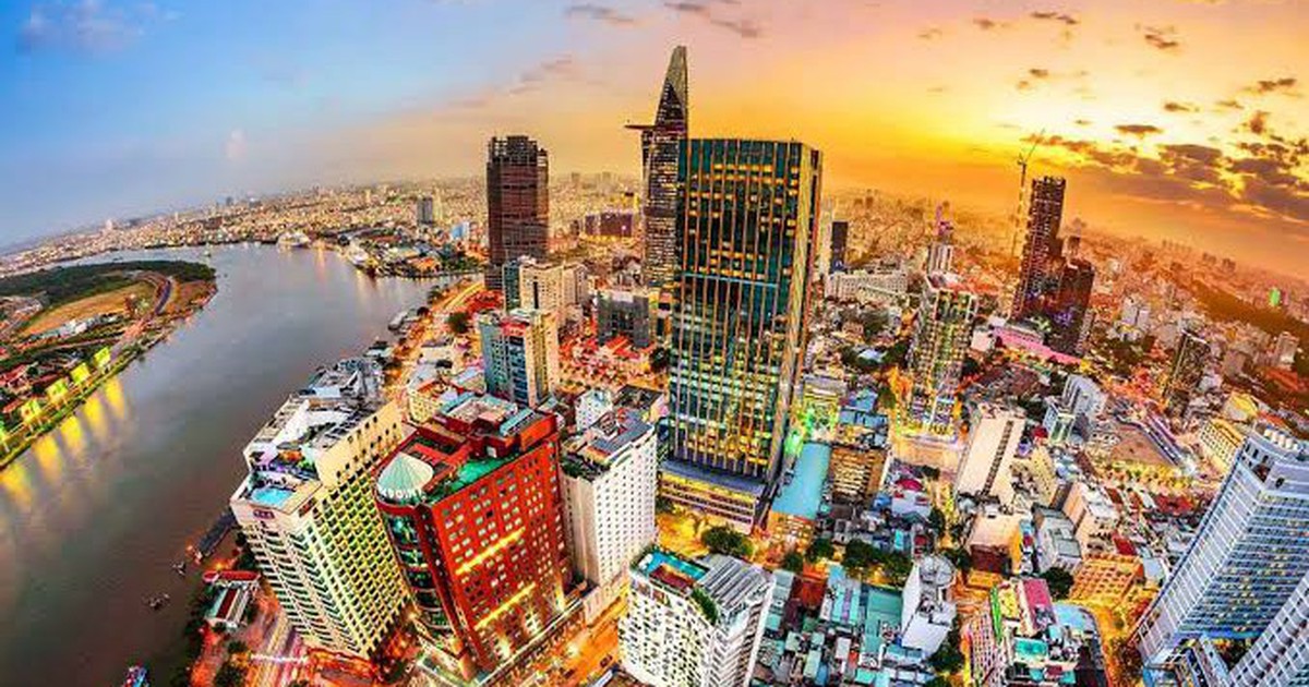 ADB Raises Vietnam GDP Growth Forecasts for 2026-2027