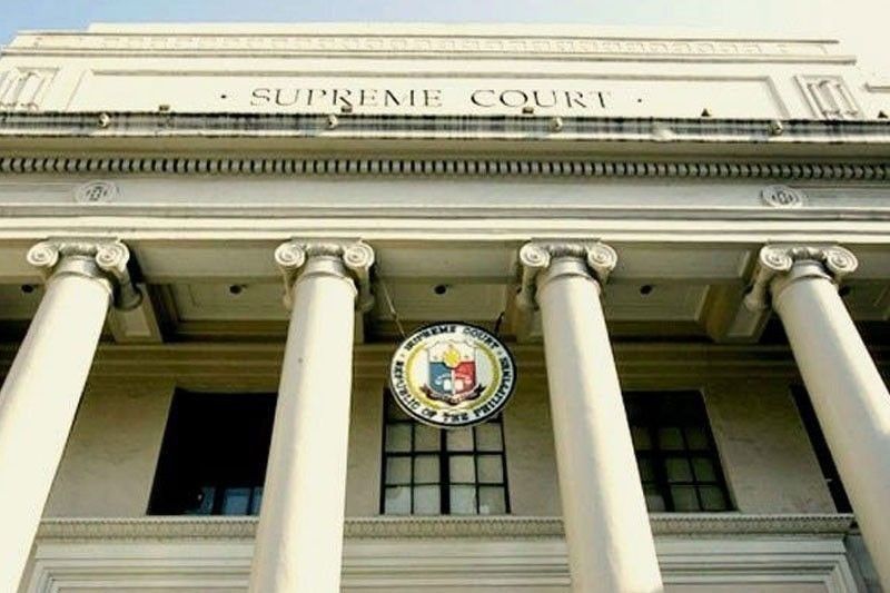 最高裁、地方長官解職差し止め巡る訴訟を棄却