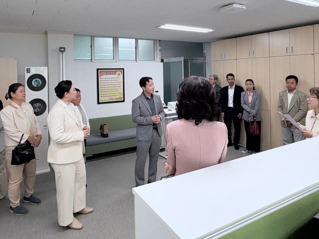 Cambodian Ministry of Education Delegation Studies Student Health and Well-being Systems in South Korea