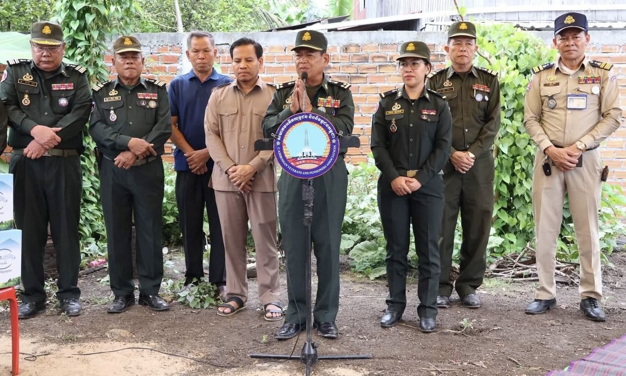 Cambodia: New Home Donated to Fallen Soldier's Family