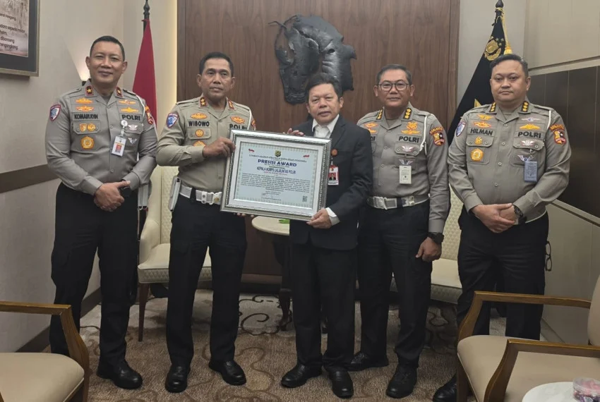 Indonesia's Traffic Police Honored for Launching Digital Driver's Licenses and Electronic Vehicle Registration
