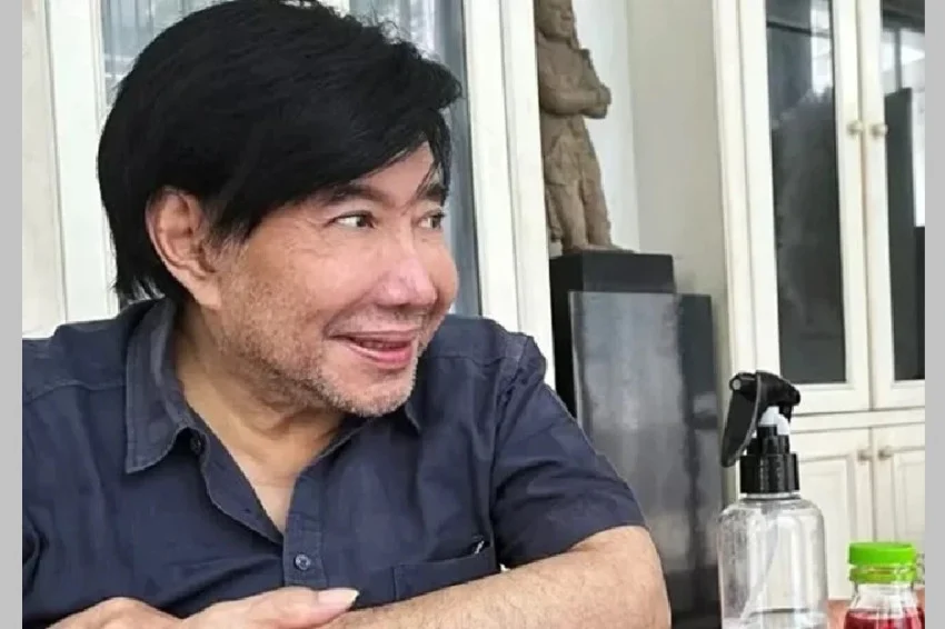 グルー・スカルノプトラ氏、母ファトマワティ氏隣に埋葬へ