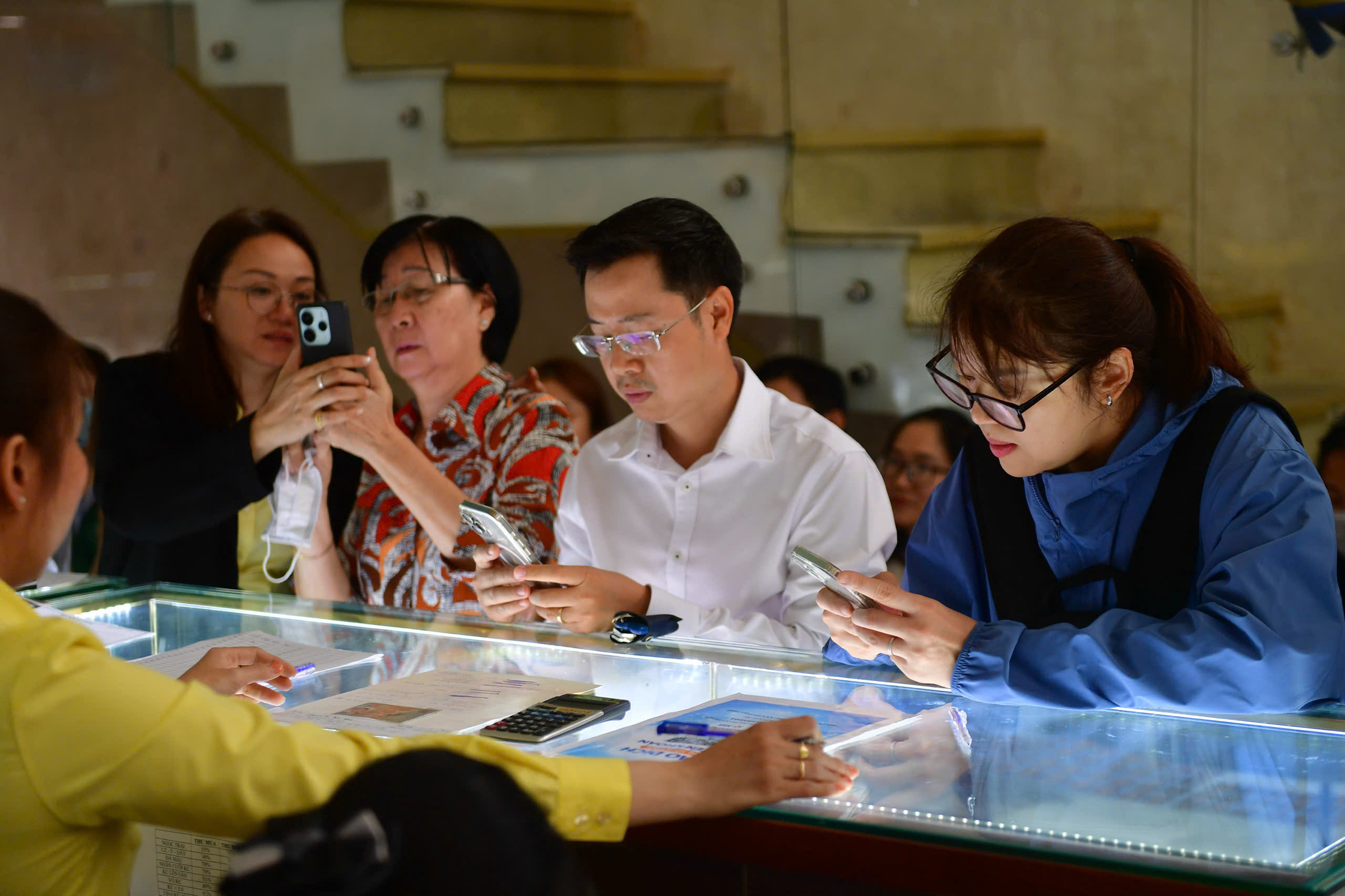 Vietnam's Mortgage Rates Decline Amid Economic Recovery Hopes