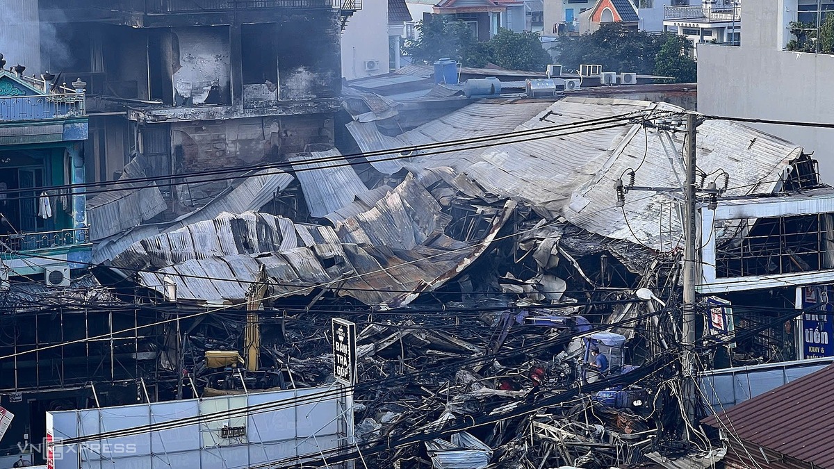 ホーチミン市で大規模火災、オートバイ店全焼、1人死亡