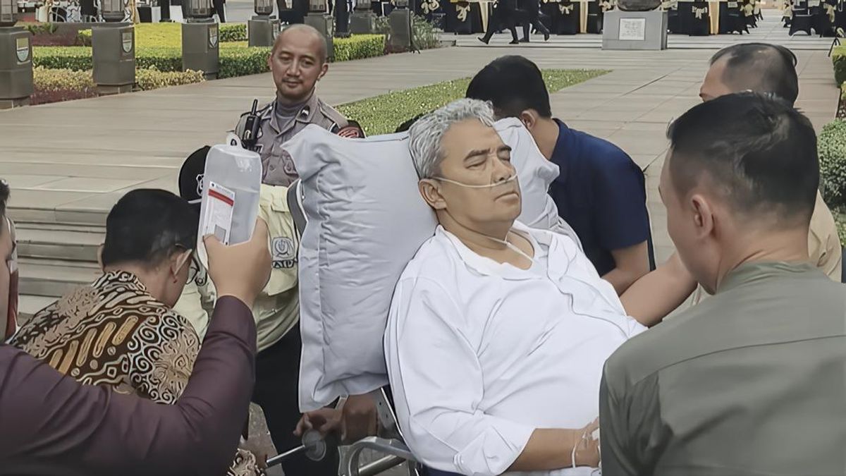 バンドン市長、公務中に体調急変、搬送