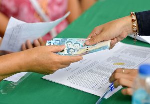 House Panel Approves P12,000 Annual Subsidy for Minimum Wage Households
