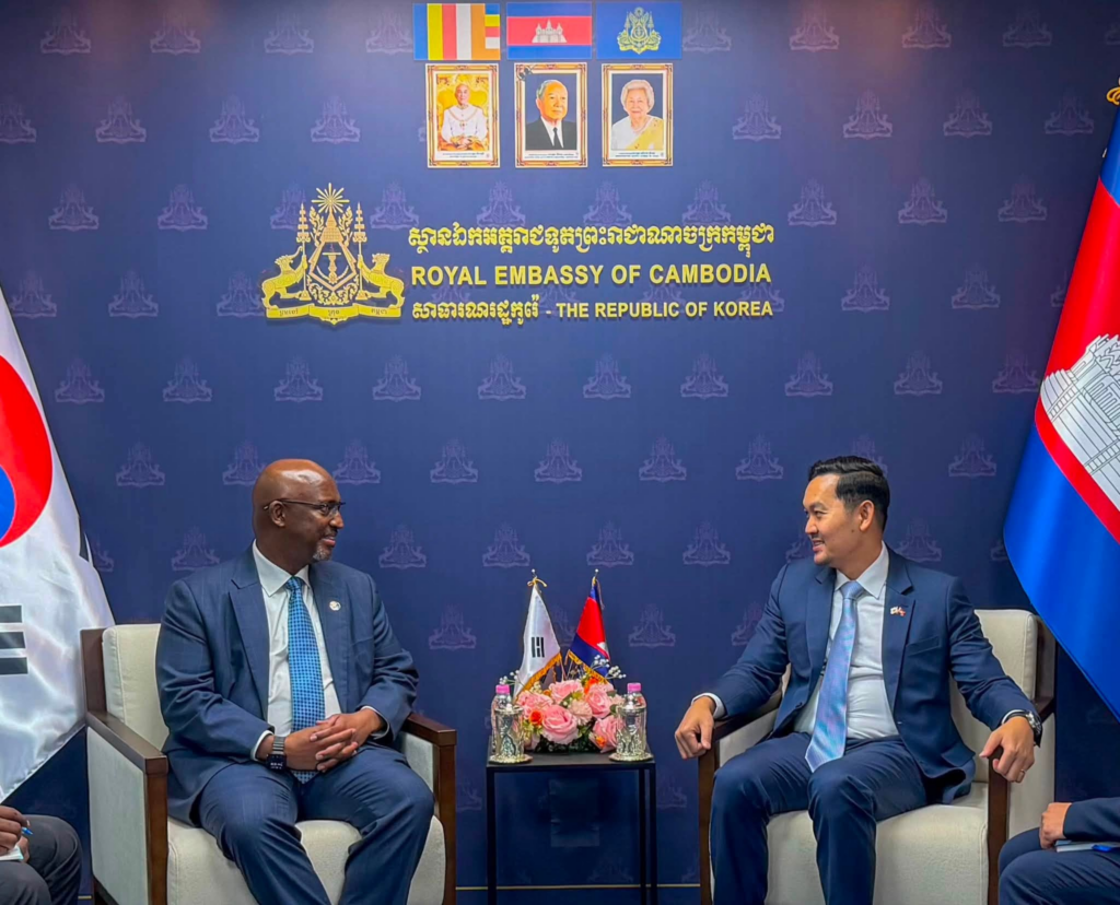 Cambodia and Rwanda Boost Cooperation in Finance, Trade, and Tourism