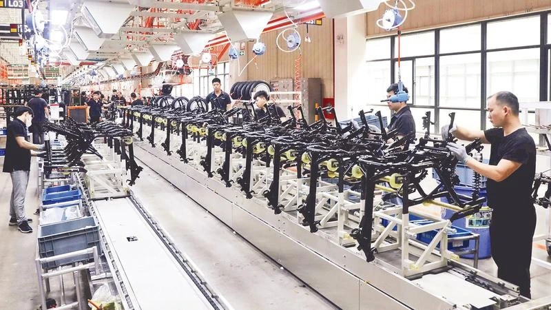 Bac Ninh Province Maintains Double-Digit Growth, Pursues High-Tech and Logistics Hub Status