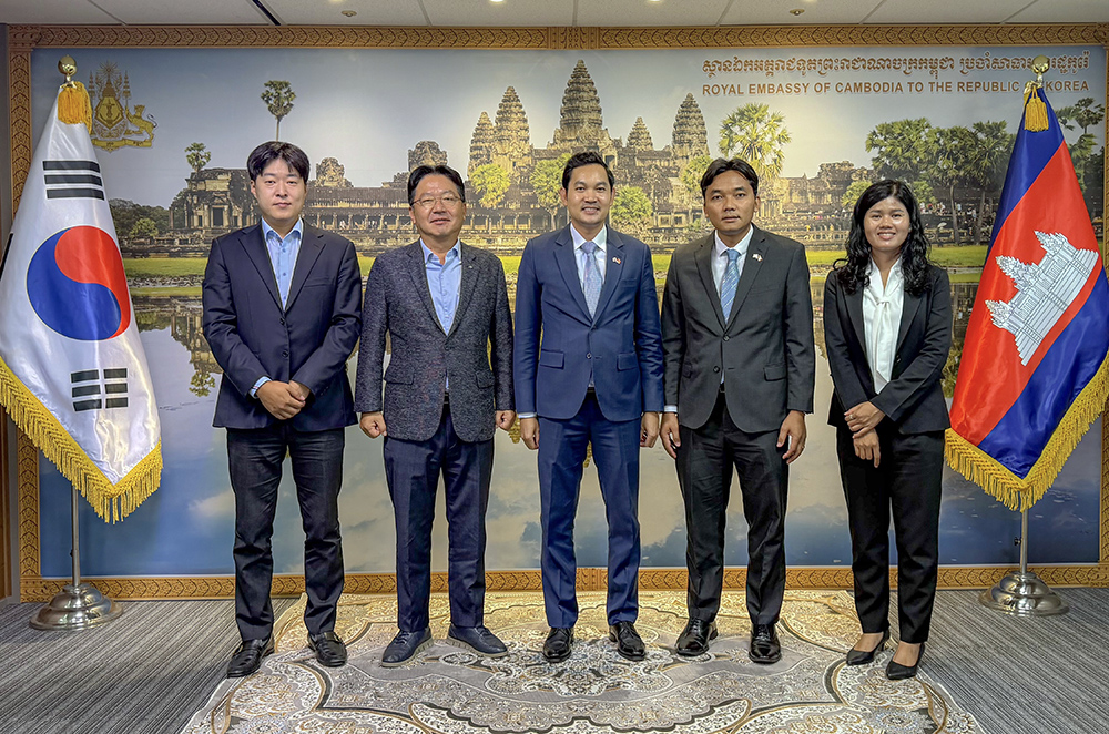 カンボジア大使、韓国水資源公社と水資源開発協力で会談