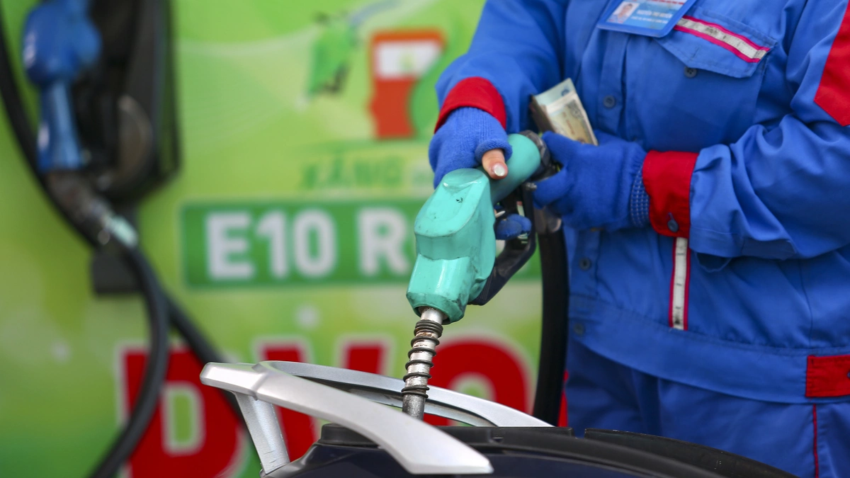 ベトナム、ガソリン価格上昇:国際情勢と国内供給への影響