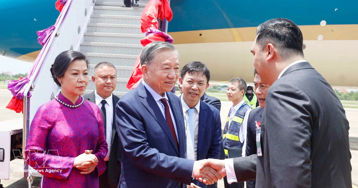 Vietnam's Top Leader Begins Official Visit to Thailand to Explore New Cooperation Avenues