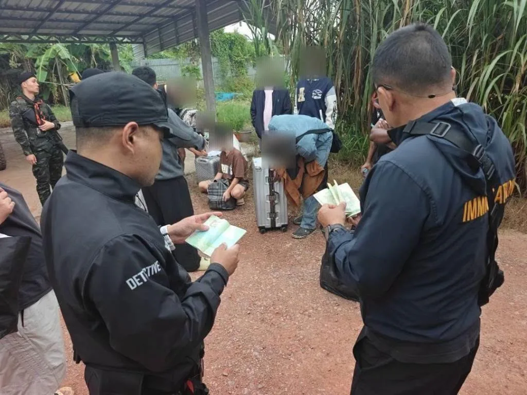 11 Foreign Nationals from 7 Nationalities Arrested Near Myanmar Border, Allegedly Fleeing Scam Operations