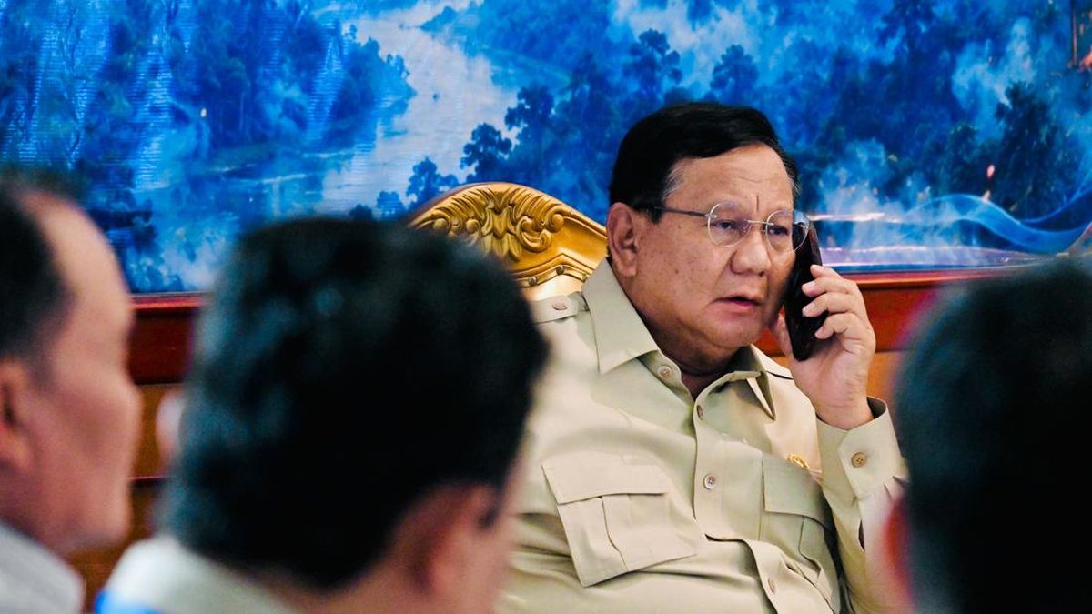 Prabowo Orders Additional Equipment for Forest Fire Response Amidst Meeting