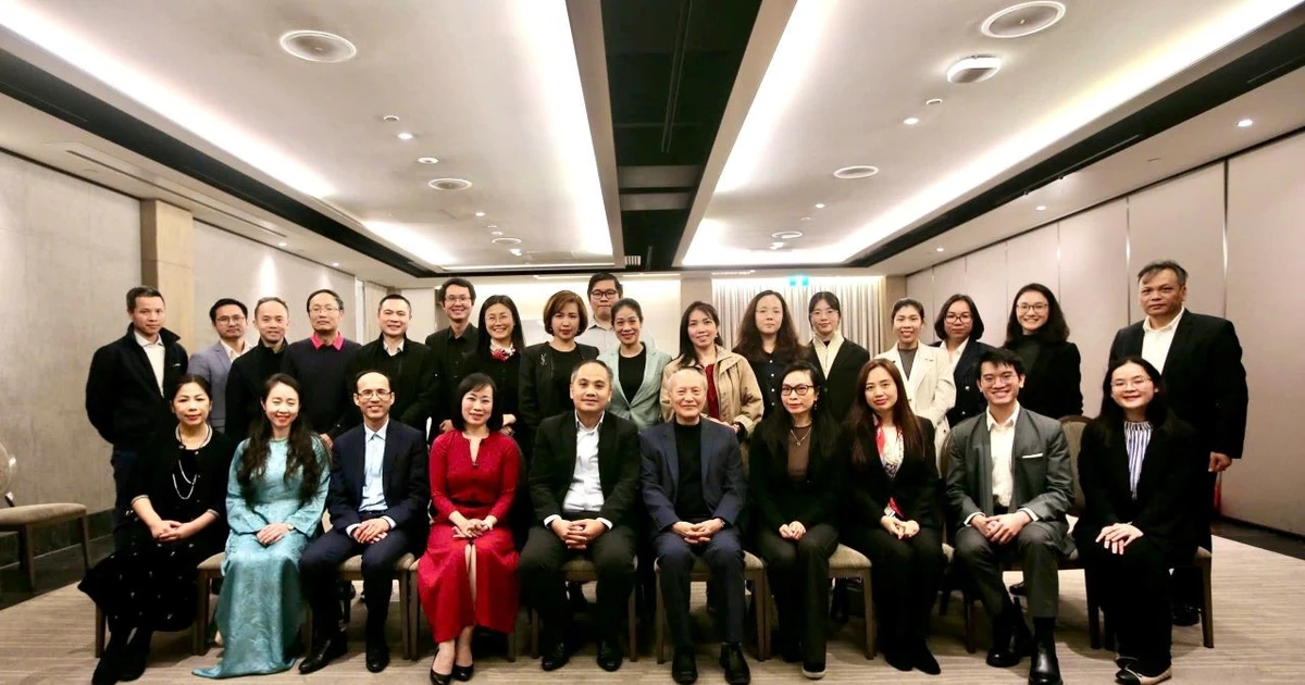 Vietnamese Delegation Meets Vietnamese Community in New Zealand, Discusses New Policies