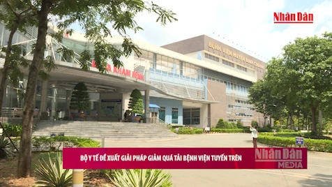 Vietnam Proposes Solutions to Reduce Overburdened Central Hospitals