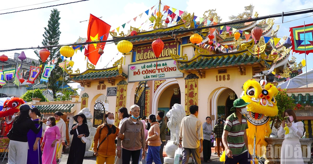Dong Thap: Do Cong Tuong Couple's Death Anniversary - Preserving Cultural Values and Connecting Communities