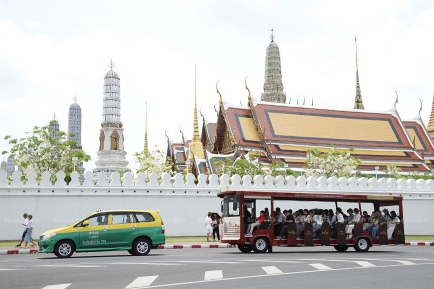 Sihasak expects visa-free changes to pass easily